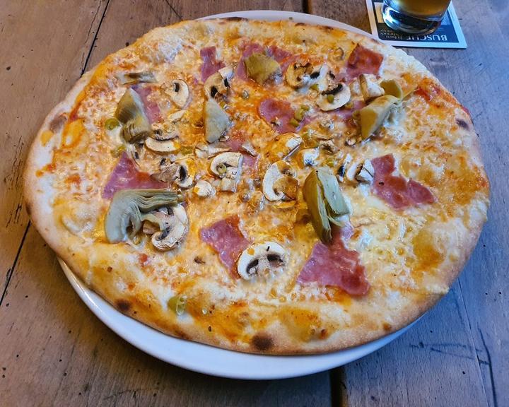 Pizzeria Piccolas - Altes Backhaus 1610